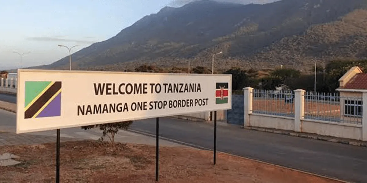 Crossing the Kenya-Tanzania border safari tour